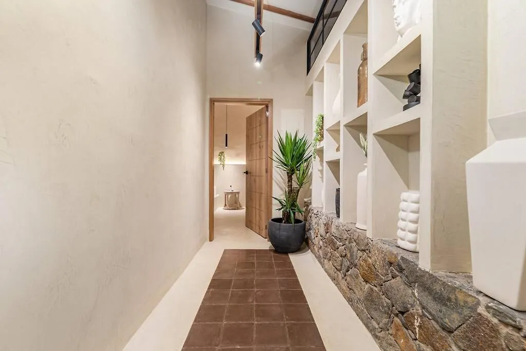 Villa Provenza 6 Bedroom House By Housy Host Medellin