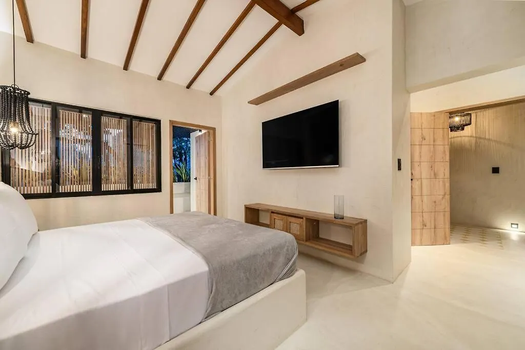 Provenza 6 Bedroom House By Housy Host Medellin Villa